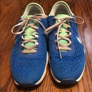 Nike Zoom, women’s size 6 shoes